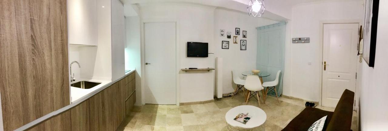 Centro-casco Antiguo C/sauceda-san Eloy Appartement *
